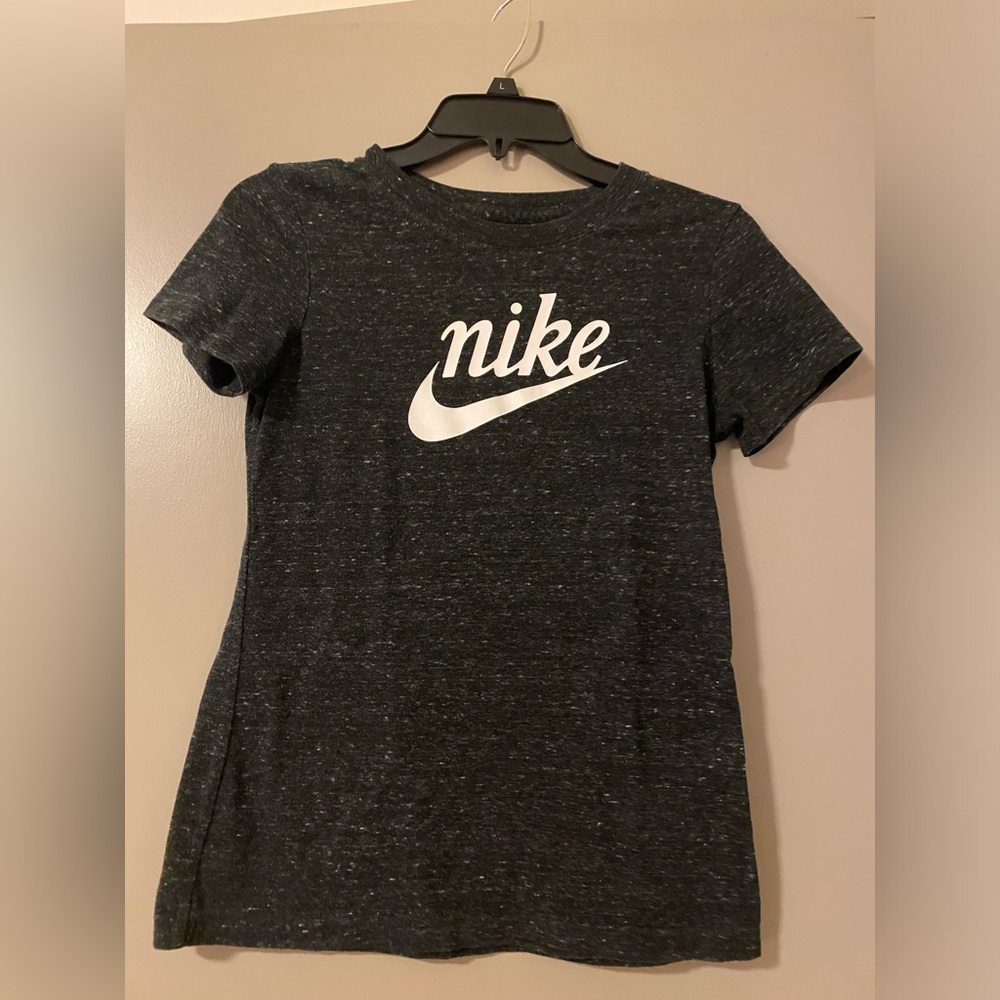 Nike tee shirt